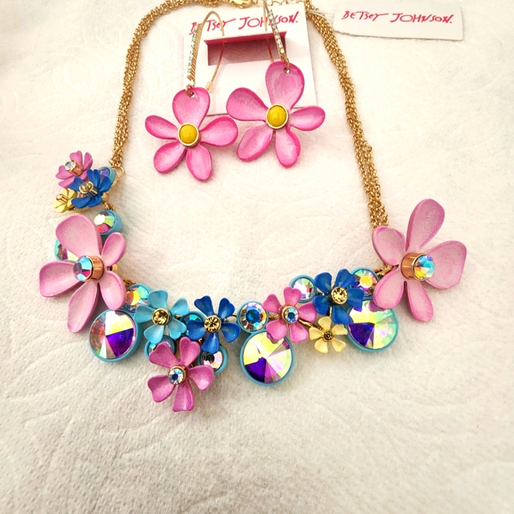Betsey Johnson Pink and Blue Floral Necklace Set Pink Flower Dangle Earrings New